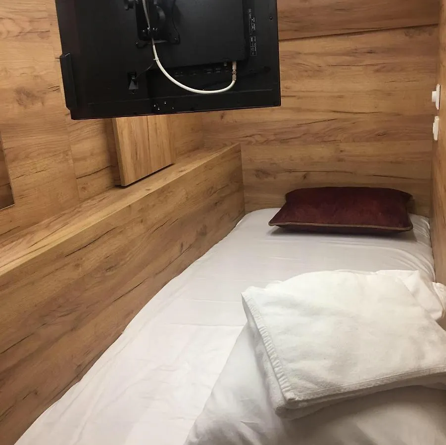 1St Prague Capsule Hostel Old Town